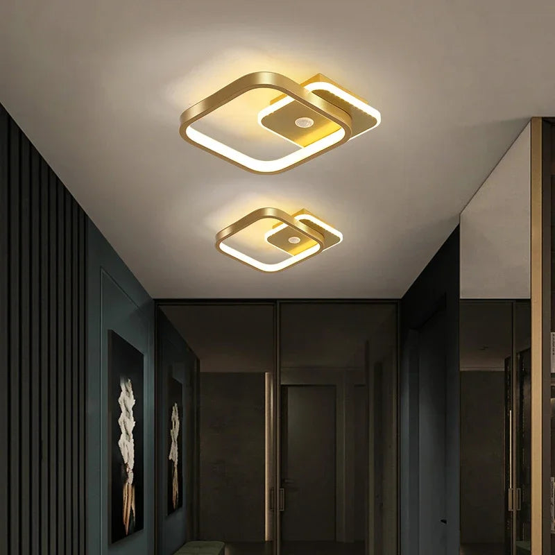 Luminária de teto LED inteligente com sensor de movimento para casa.